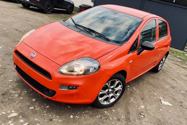 Fiat Punto Evo cena 14900 przebieg: 60000, rok produkcji 2017 z Września małe 326